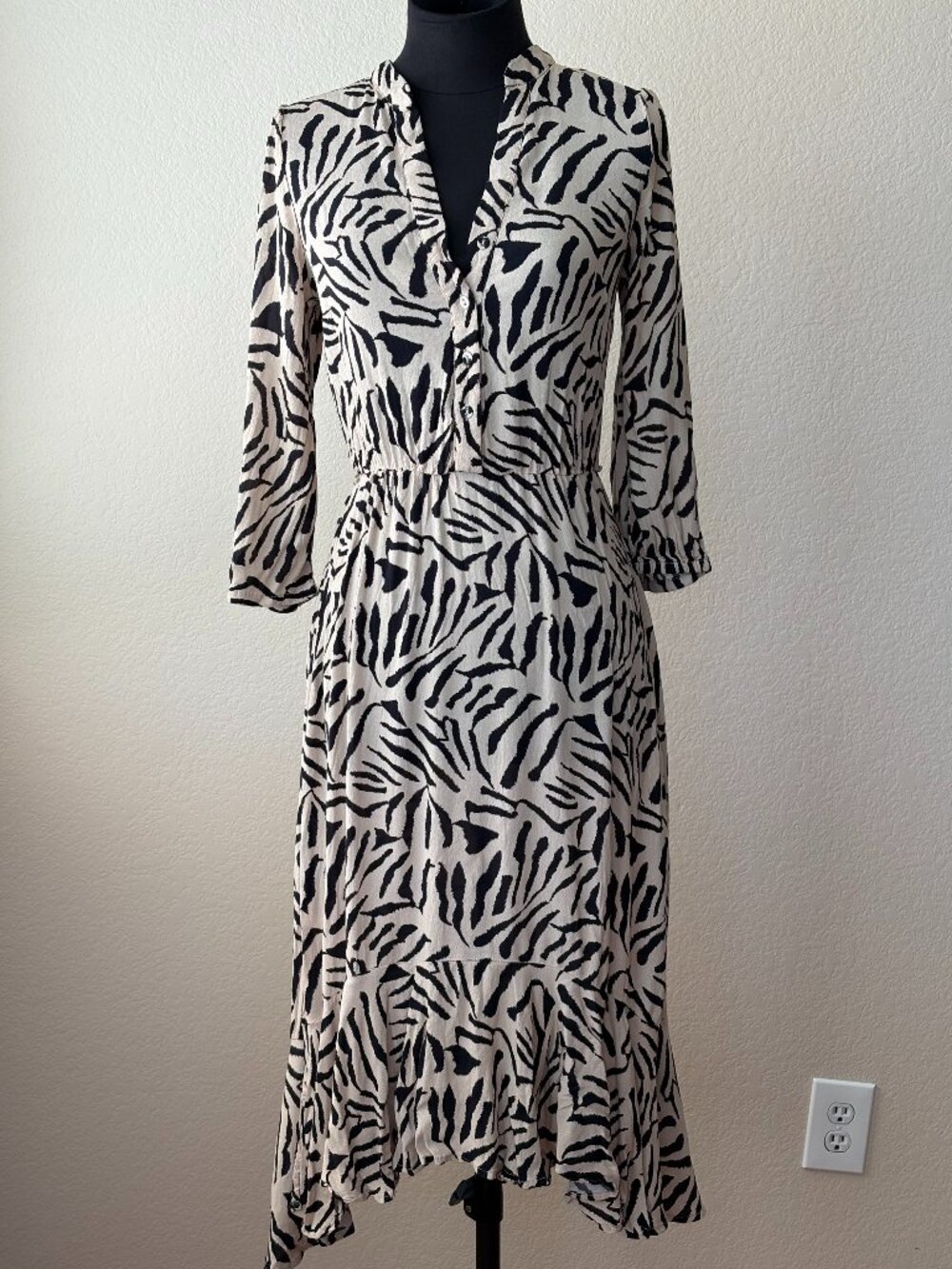 Oasis Zebra Print Midi Dress Ruffle Hem Animal Print Size 4